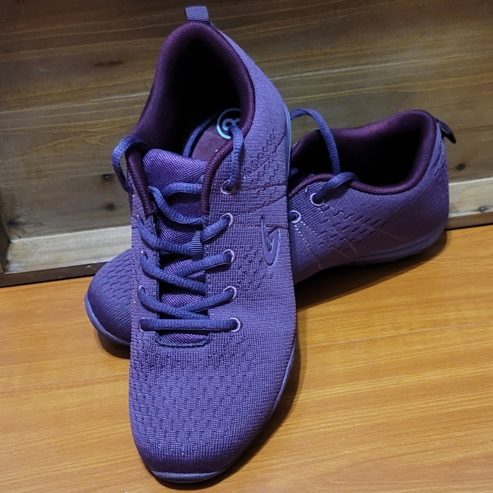 Geers By Dream Seek Burgundy Wine Sneakers